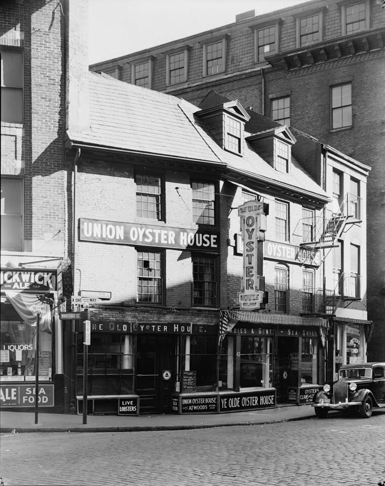 Old photo of the Union Oyster House in Boston