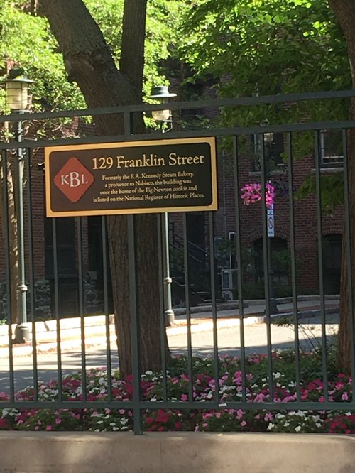 Plaque at 129 Franklin Street, the former F.A. Kennedy Steam Bakery